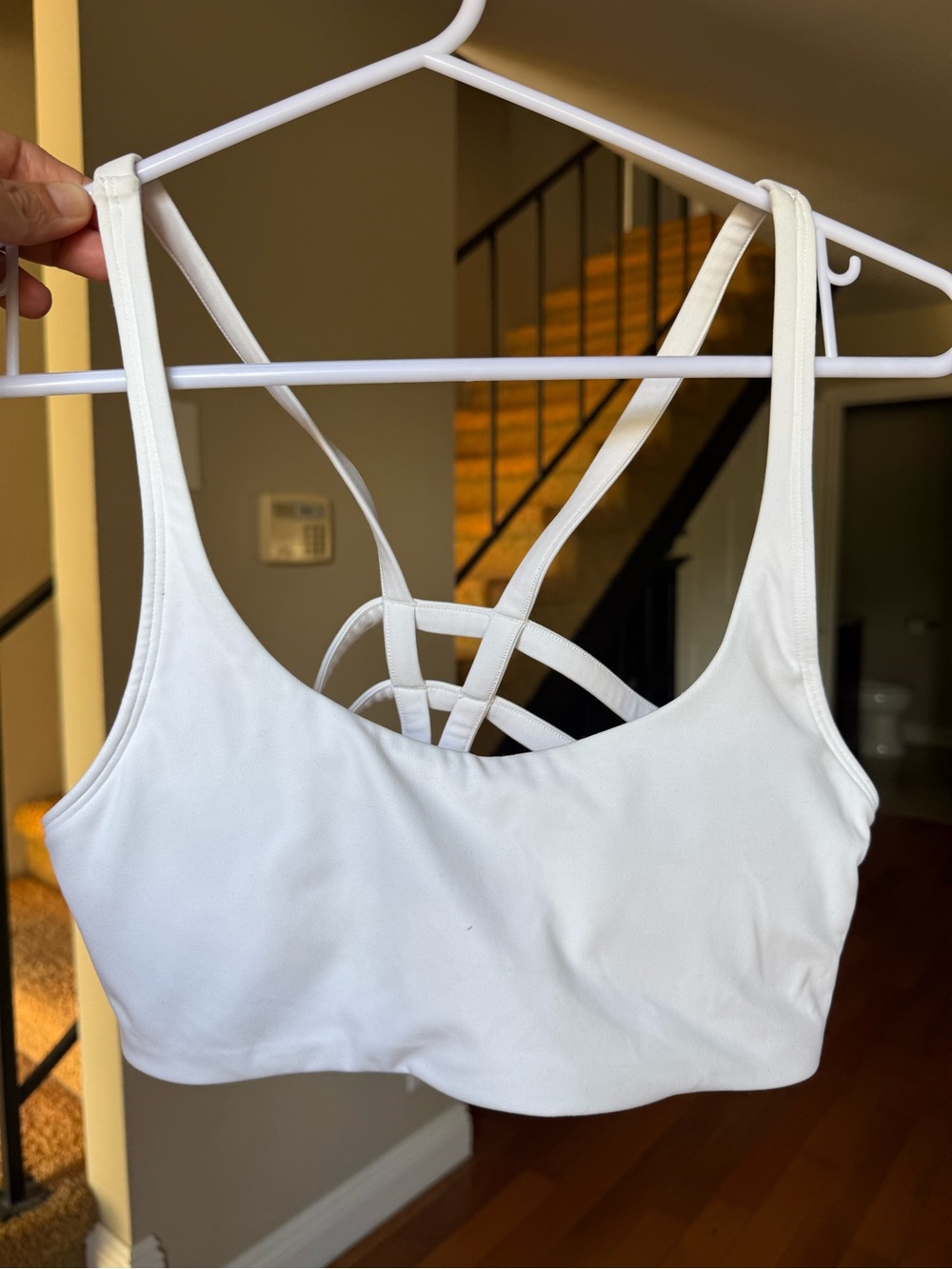 Vuori White Yosemite Sports Bra
